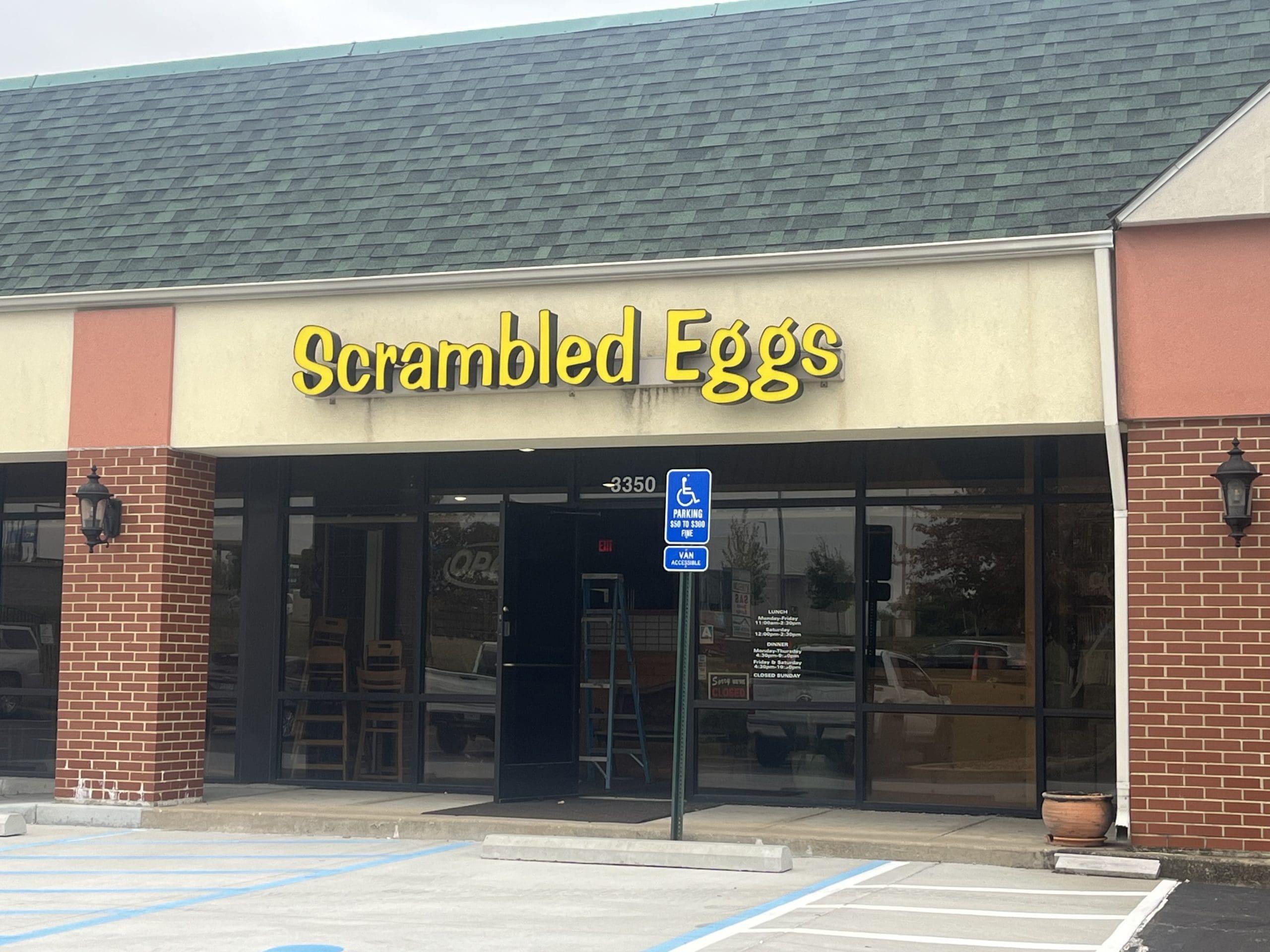 Scrambled Eggs Restaurant - St. Peter's, MO